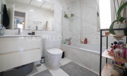 Revente - Villa - Orihuela Costa - Villamartín
