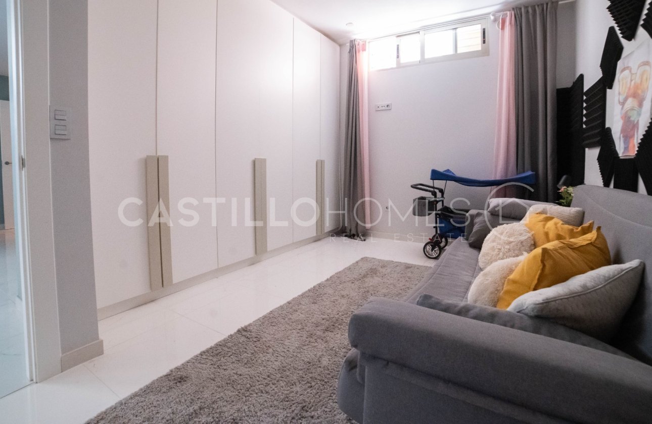 Revente - Villa - Orihuela Costa - Villamartín