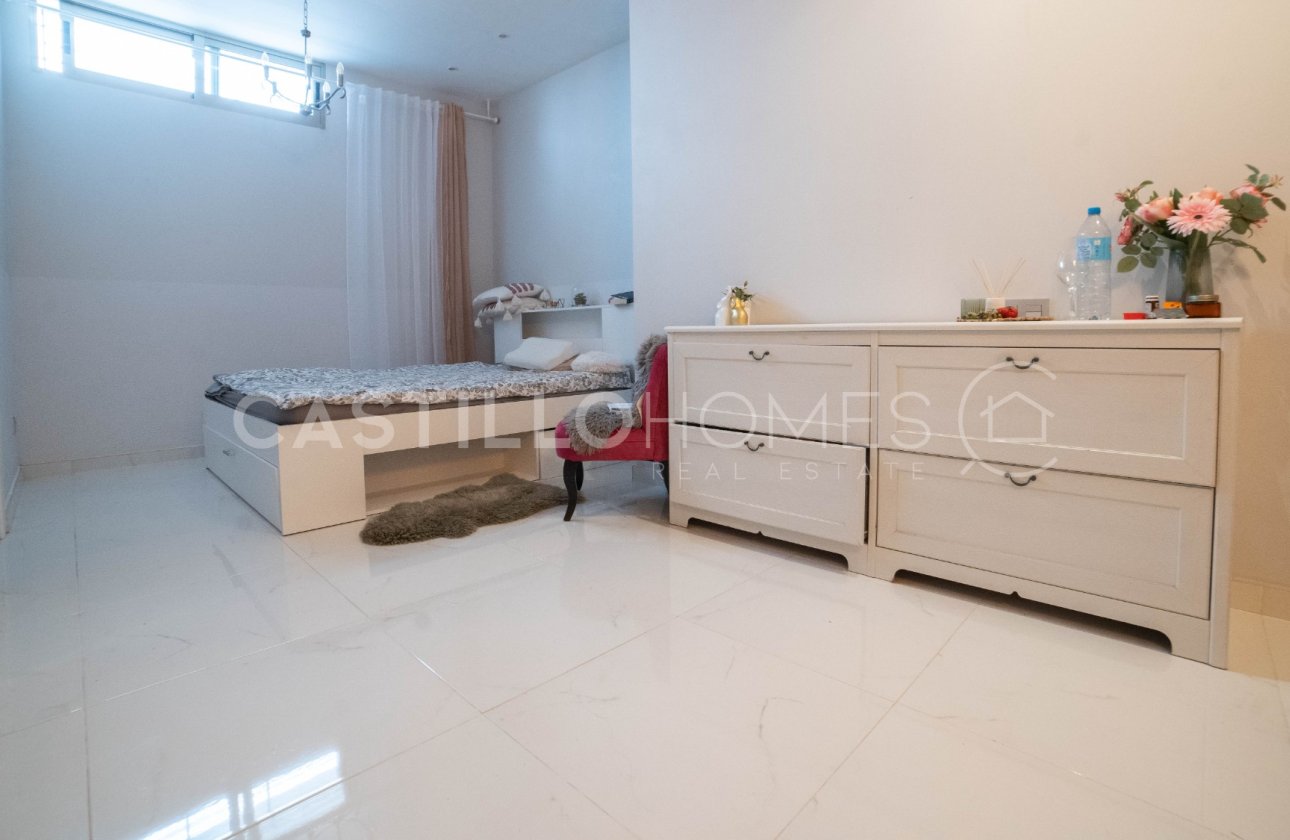 Revente - Villa - Orihuela Costa - Villamartín
