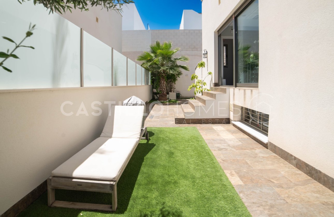 Revente - Villa - Orihuela Costa - Villamartín