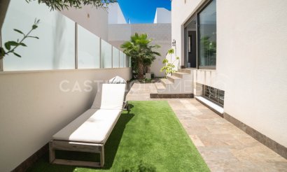 Revente - Villa - Orihuela Costa - Villamartín