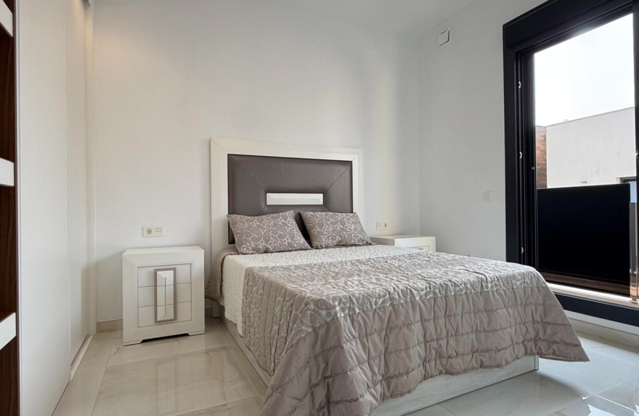 Resale - Villa - Orihuela Costa - Lomas de Cabo Roig