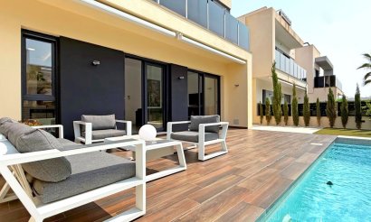 Resale - Villa - Orihuela Costa - Lomas de Cabo Roig