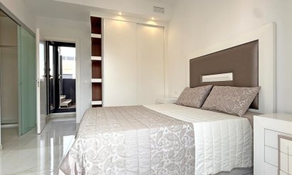 Resale - Villa - Orihuela Costa - Lomas de Cabo Roig