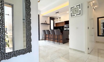 Resale - Villa - Orihuela Costa - Lomas de Cabo Roig