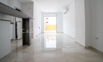 Resale - Apartment / flat - Torrevieja - Centro