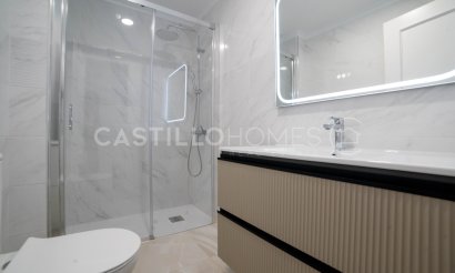 Resale - Apartment / flat - Torrevieja - Centro