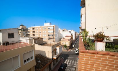 Resale - Apartment / flat - Torrevieja - Centro