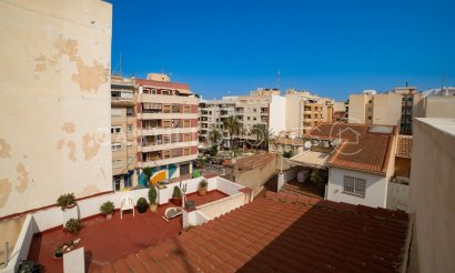 Resale - Apartment / flat - Torrevieja - Centro