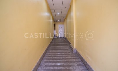 Resale - Apartment / flat - Torrevieja - Centro