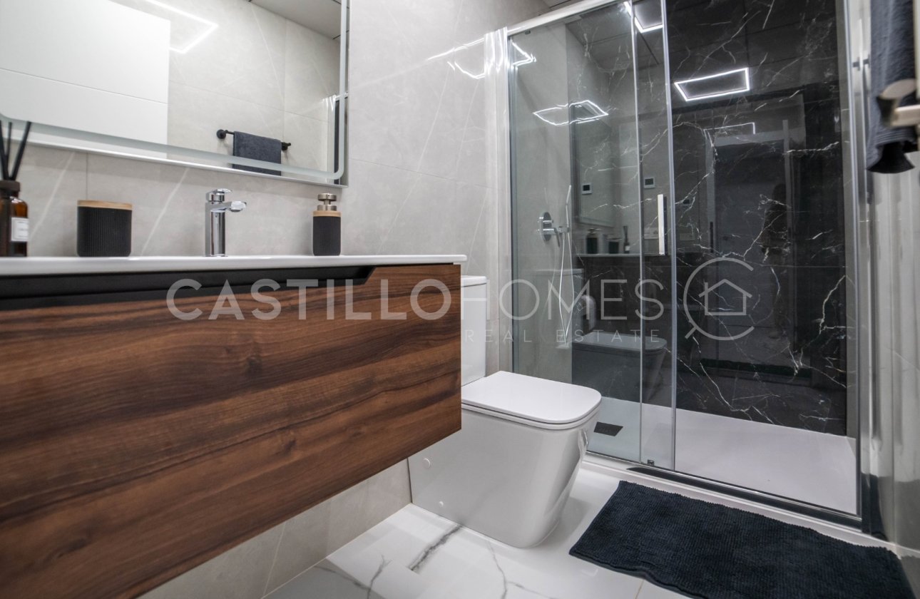 Reventa - Apartamento / piso - Torrevieja - Playa del Cura