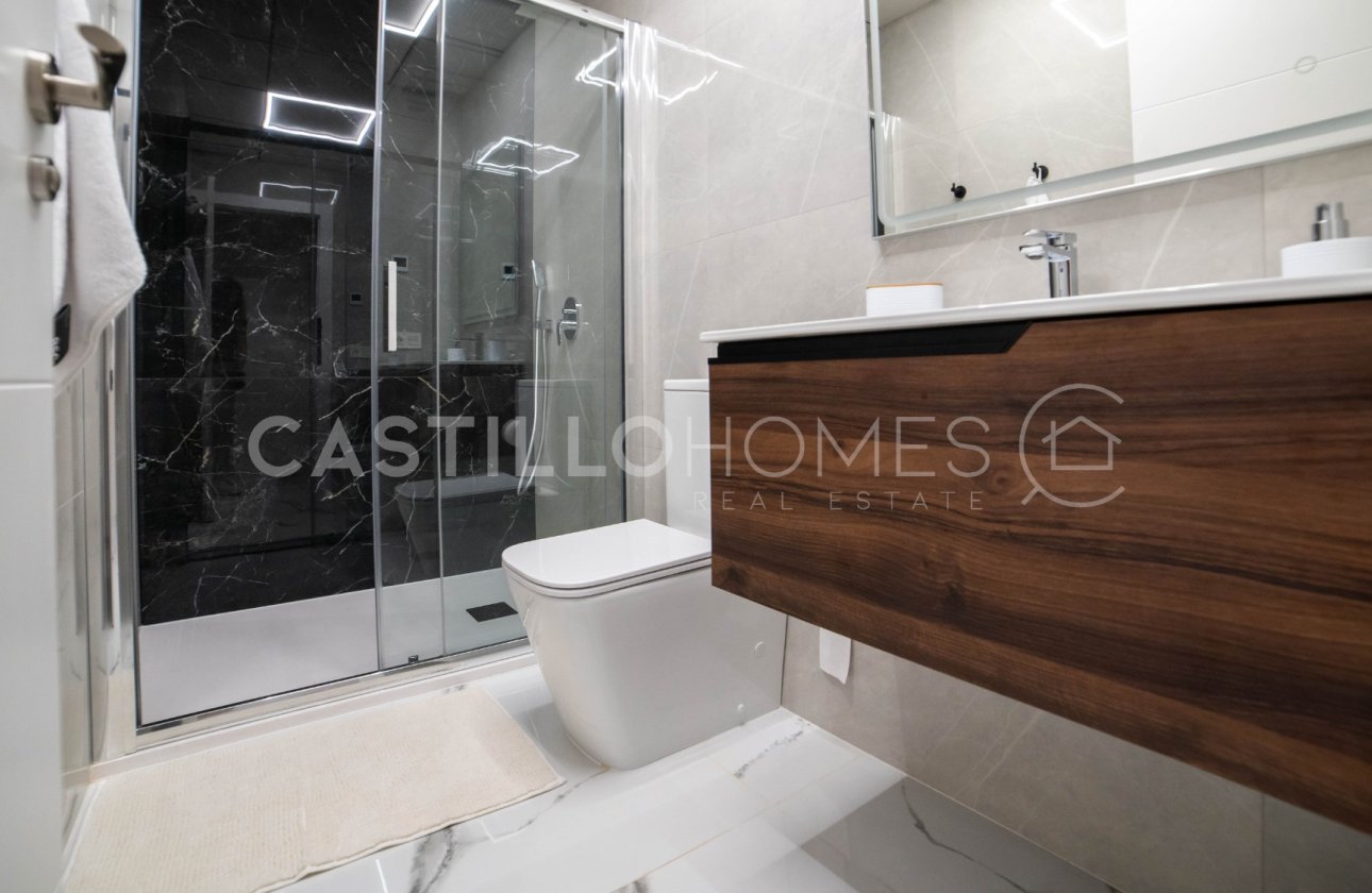 Reventa - Apartamento / piso - Torrevieja - Playa del Cura
