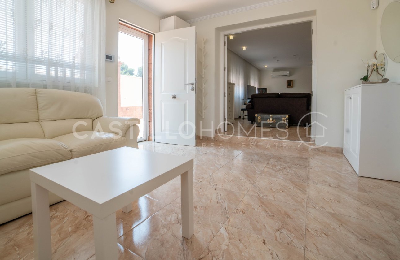 Revente - Villa - Torrevieja - Los Balcones
