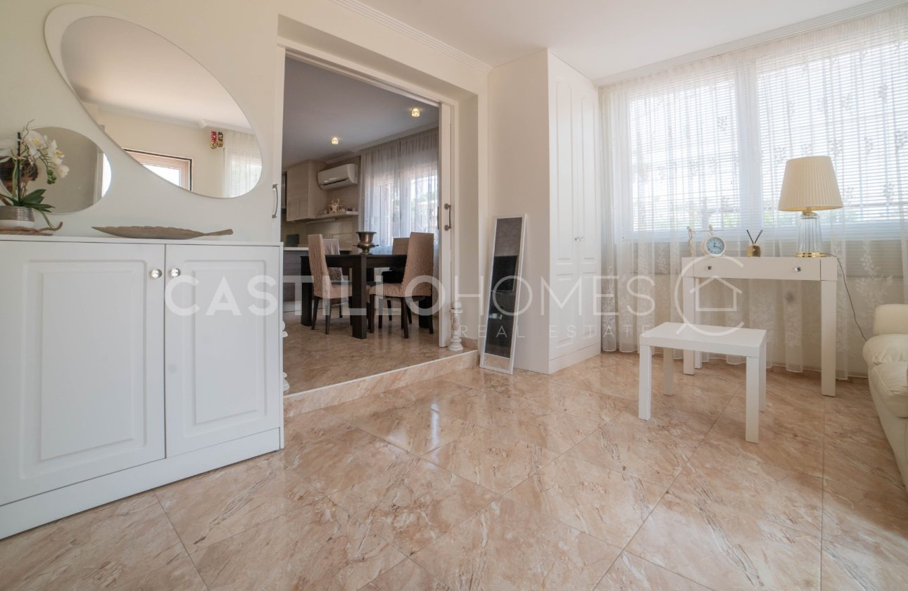 Revente - Villa - Torrevieja - Los Balcones