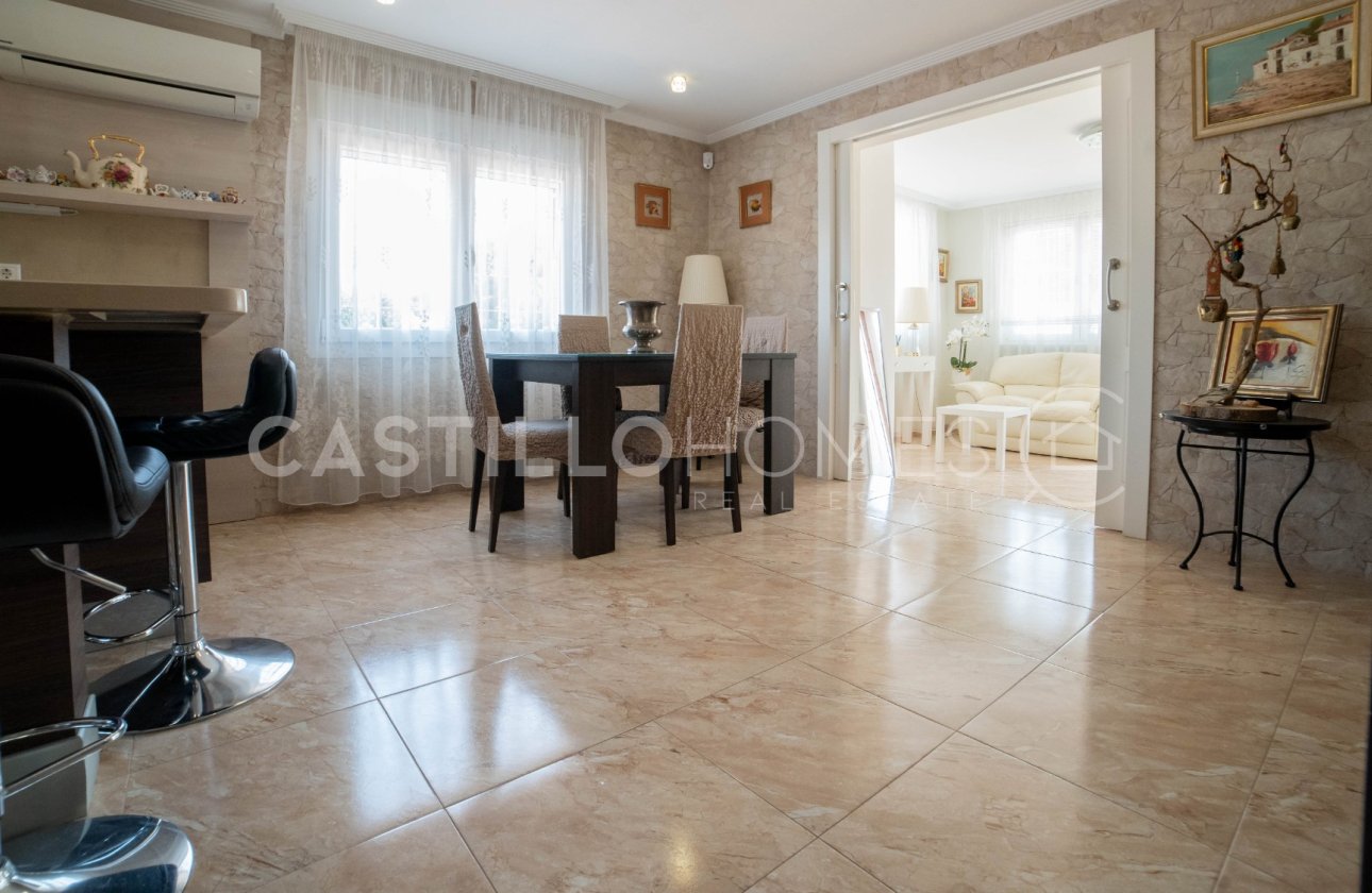 Revente - Villa - Torrevieja - Los Balcones
