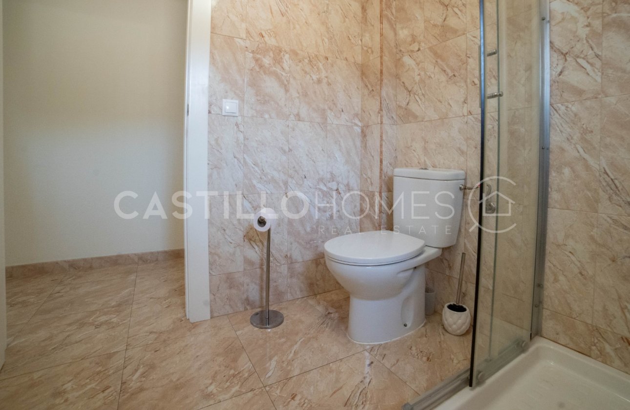 Revente - Villa - Torrevieja - Los Balcones