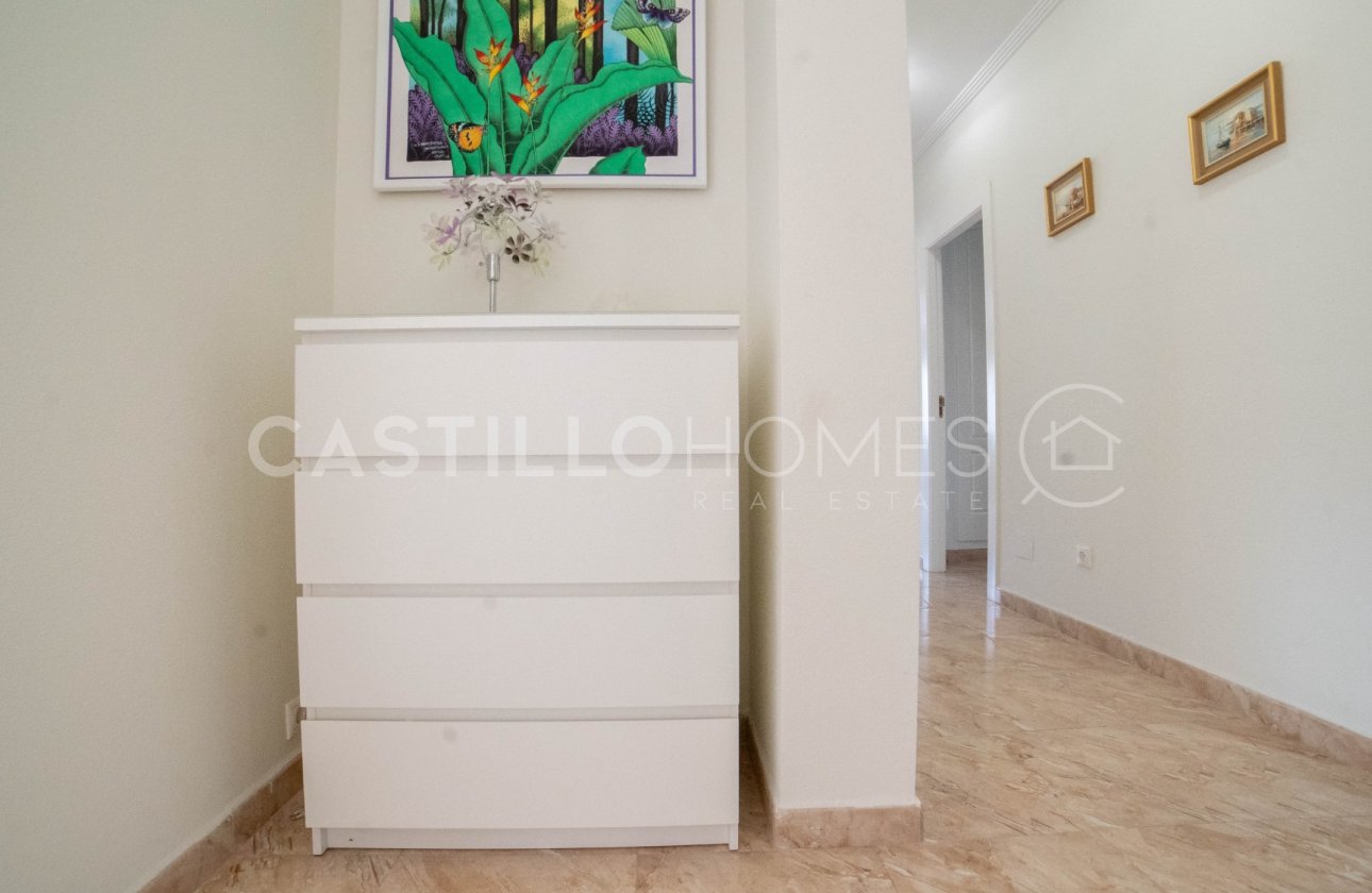 Revente - Villa - Torrevieja - Los Balcones