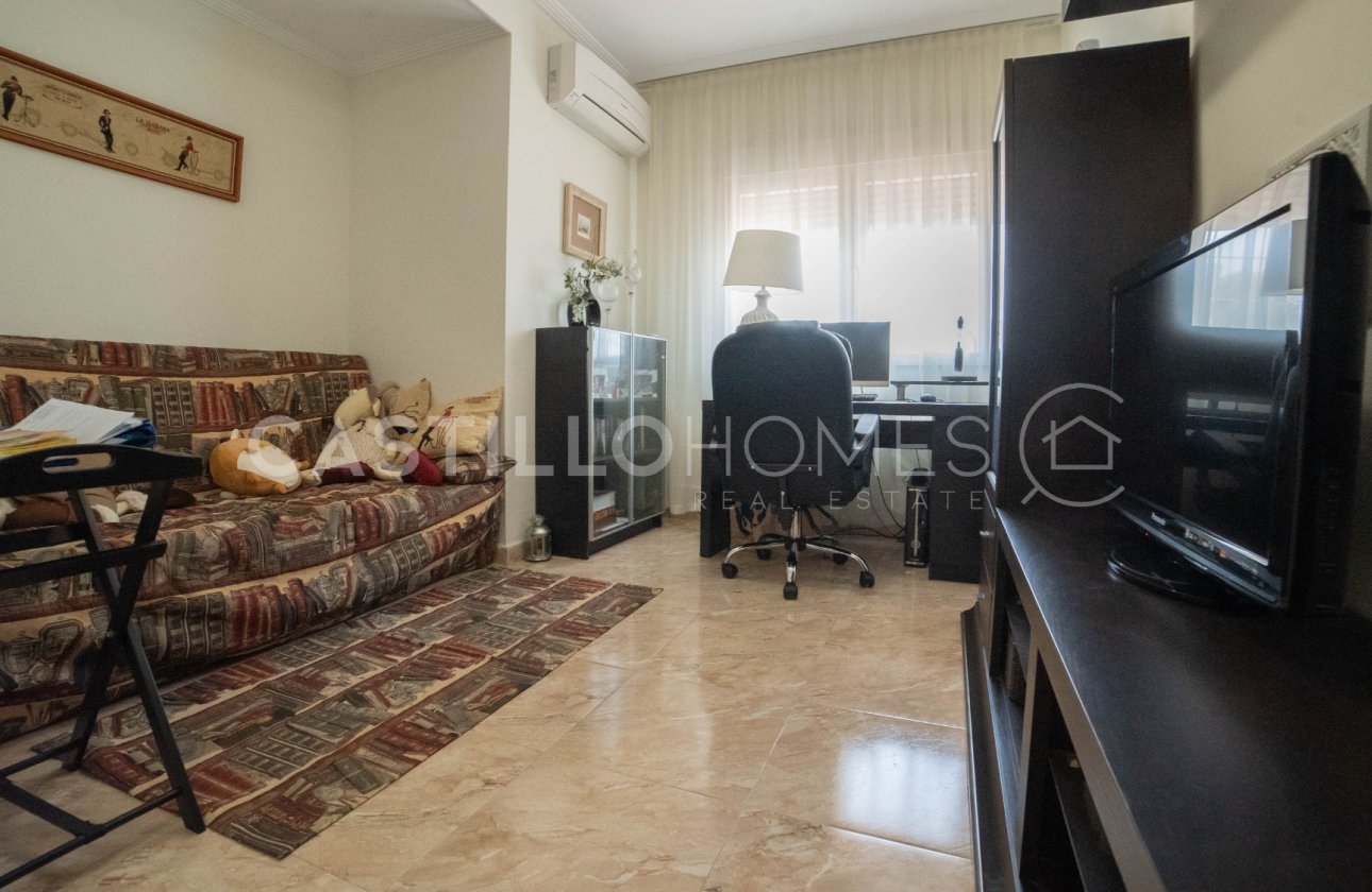 Revente - Villa - Torrevieja - Los Balcones