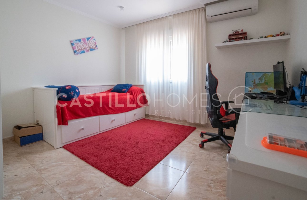 Revente - Villa - Torrevieja - Los Balcones