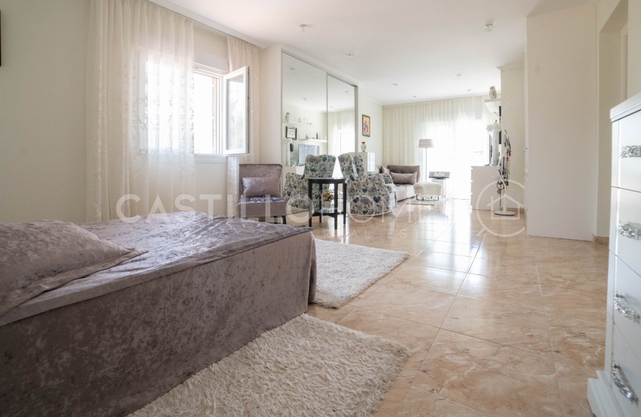 Revente - Villa - Torrevieja - Los Balcones