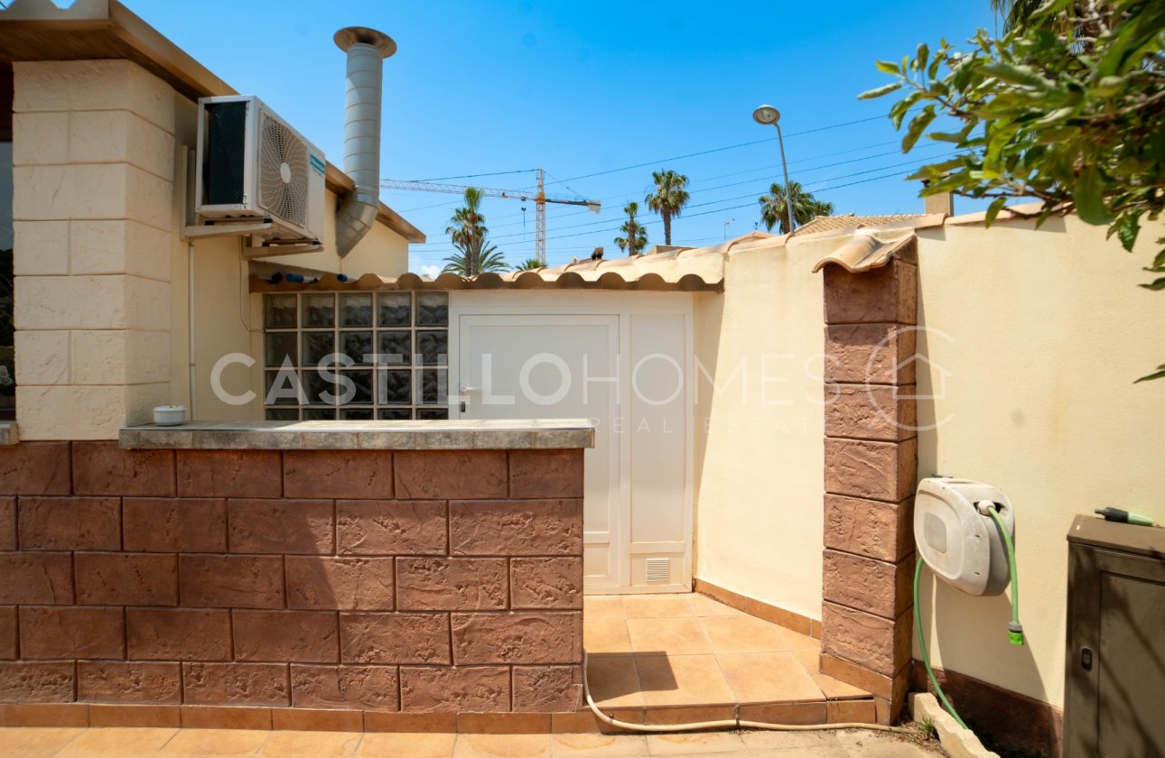Revente - Villa - Torrevieja - Los Balcones