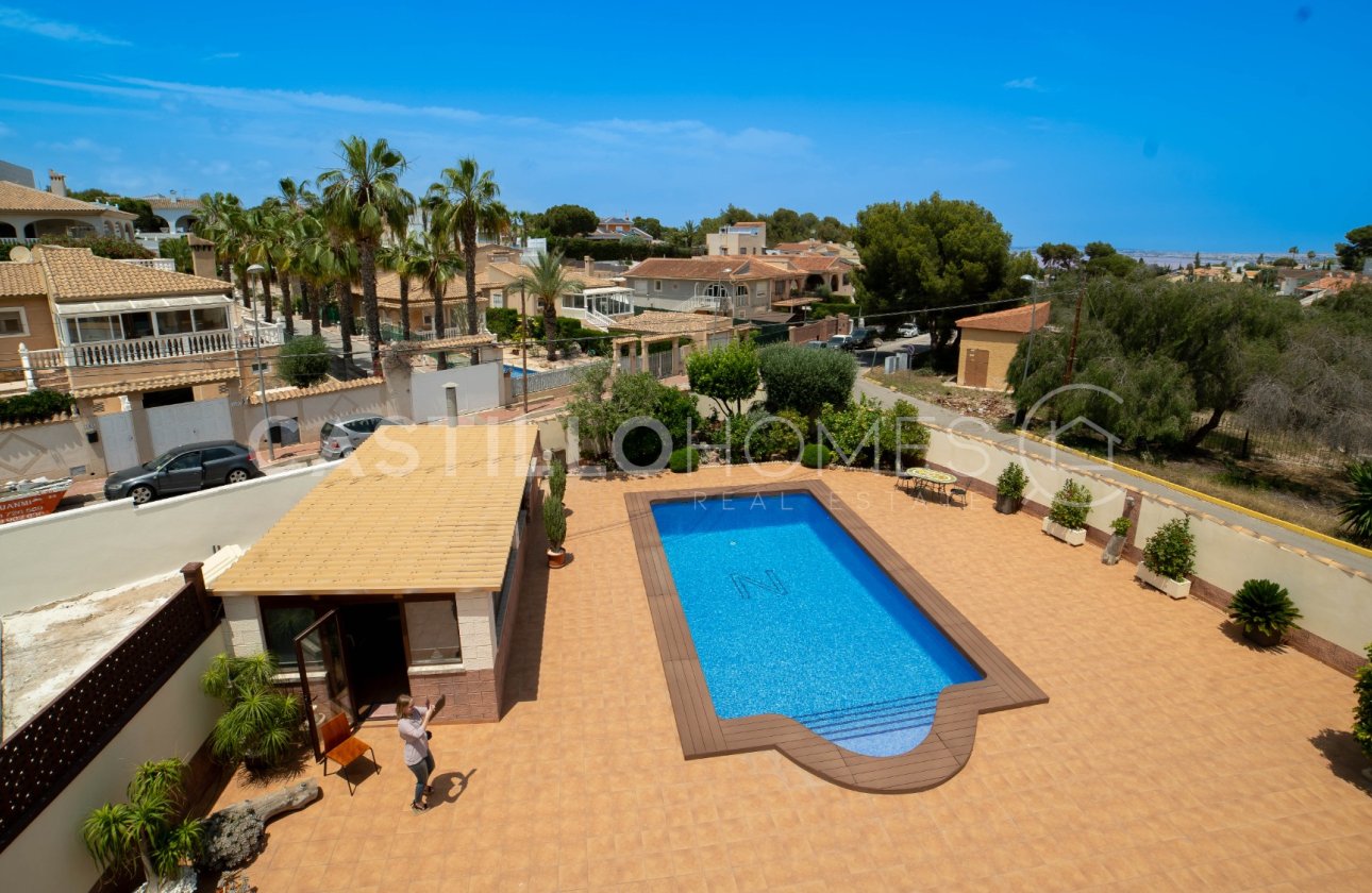 Revente - Villa - Torrevieja - Los Balcones
