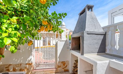 Resale - Townhouse - Ciudad Quesada - Doña pepa