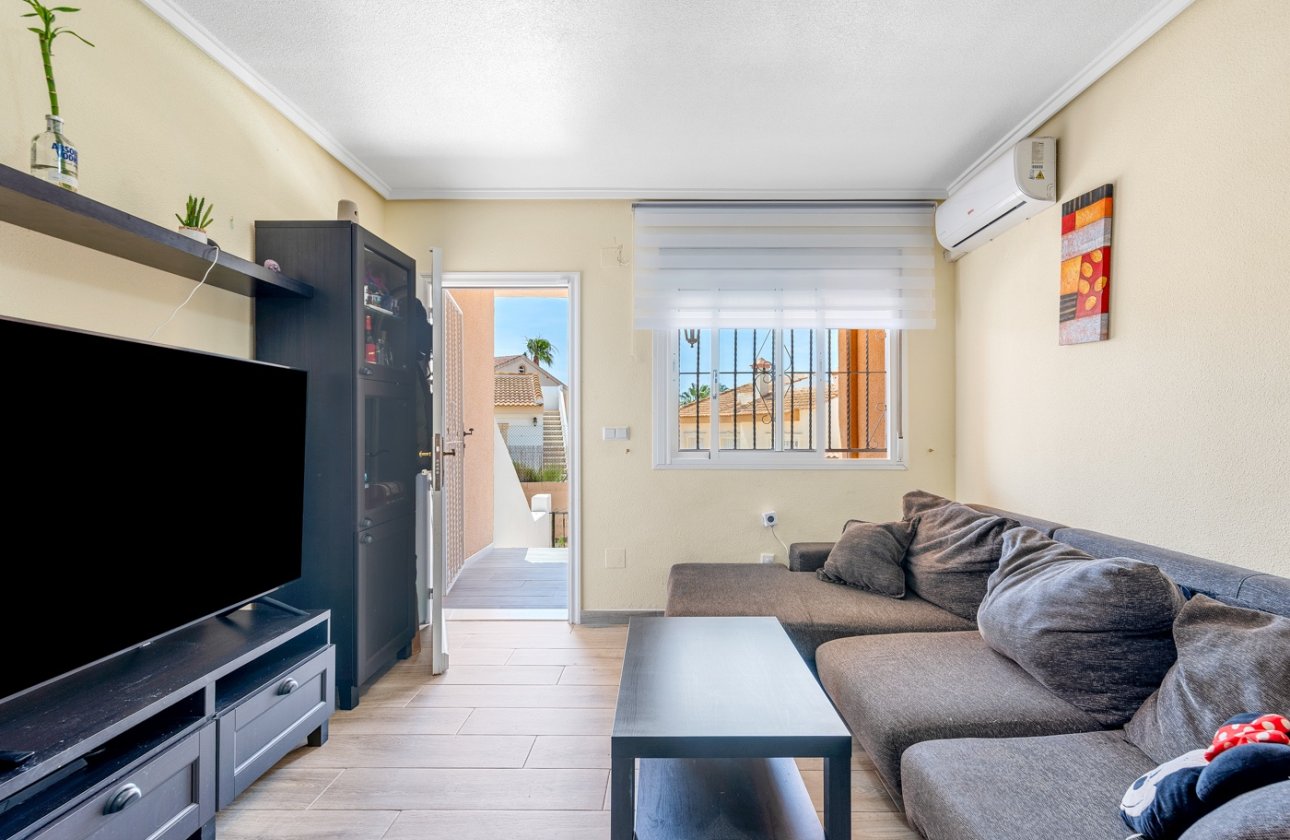 Resale - Townhouse - Ciudad Quesada - Doña pepa