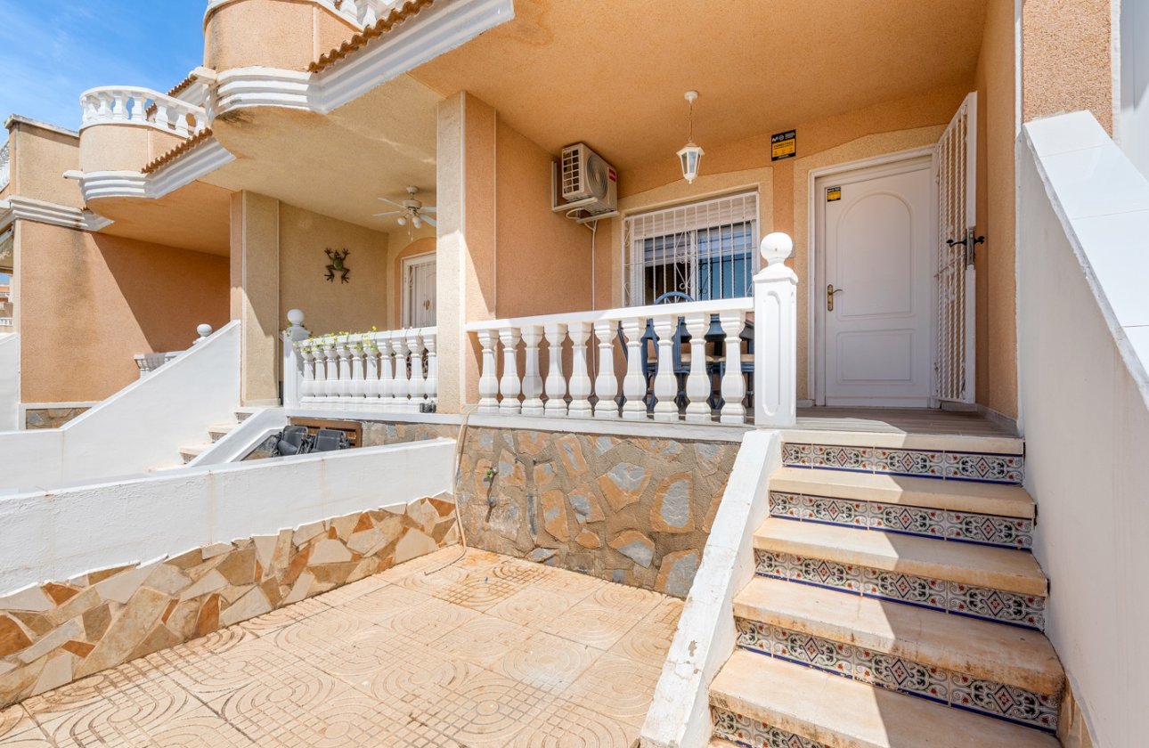 Resale - Townhouse - Ciudad Quesada - Doña pepa