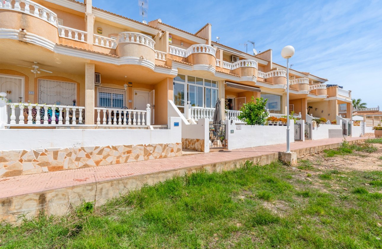 Resale - Townhouse - Ciudad Quesada - Doña pepa