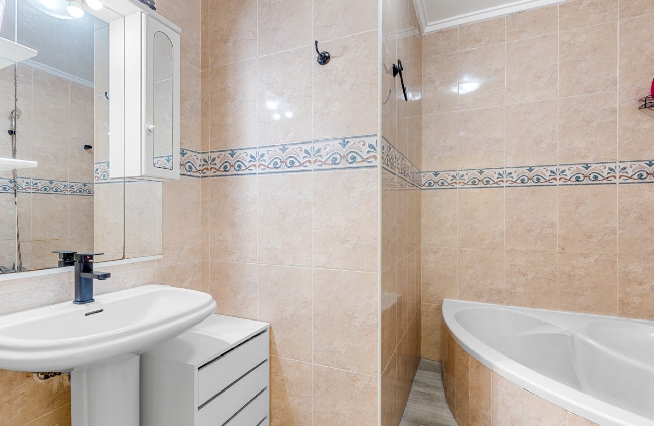 Resale - Townhouse - Ciudad Quesada - Doña pepa