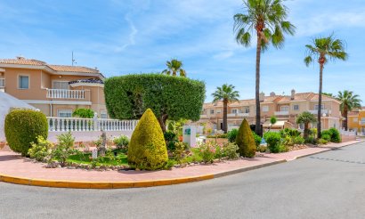 Resale - Townhouse - Ciudad Quesada - Doña pepa