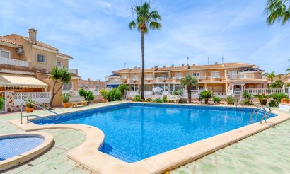 Resale - Townhouse - Ciudad Quesada - Doña pepa