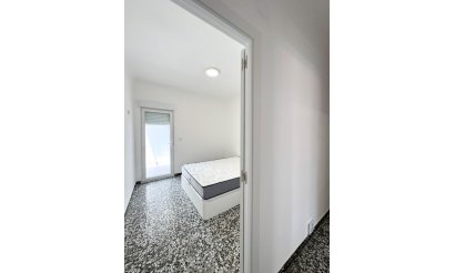 Resale - Apartment / flat - Torrevieja - Torrevieja Centro