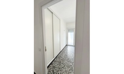 Resale - Apartment / flat - Torrevieja - Torrevieja Centro