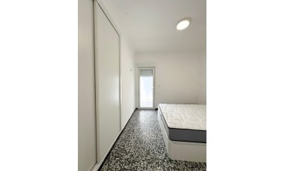 Resale - Apartment / flat - Torrevieja - Torrevieja Centro