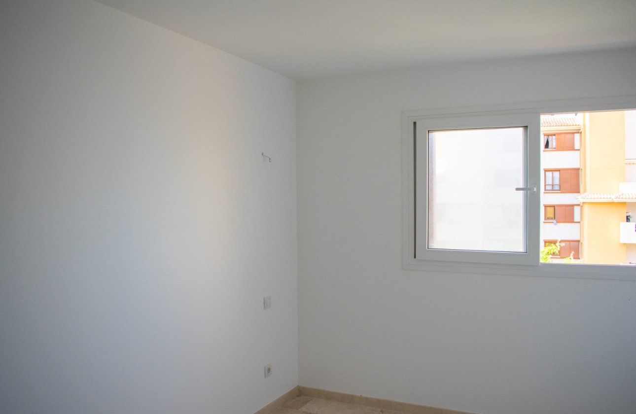 Resale - Apartment / flat - Orihuela Costa - Punta Prima