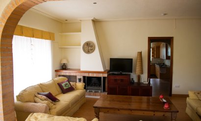 Resale - Villa / Semi detached - Orihuela Costa - MUY CERCA DE LA PLAYA