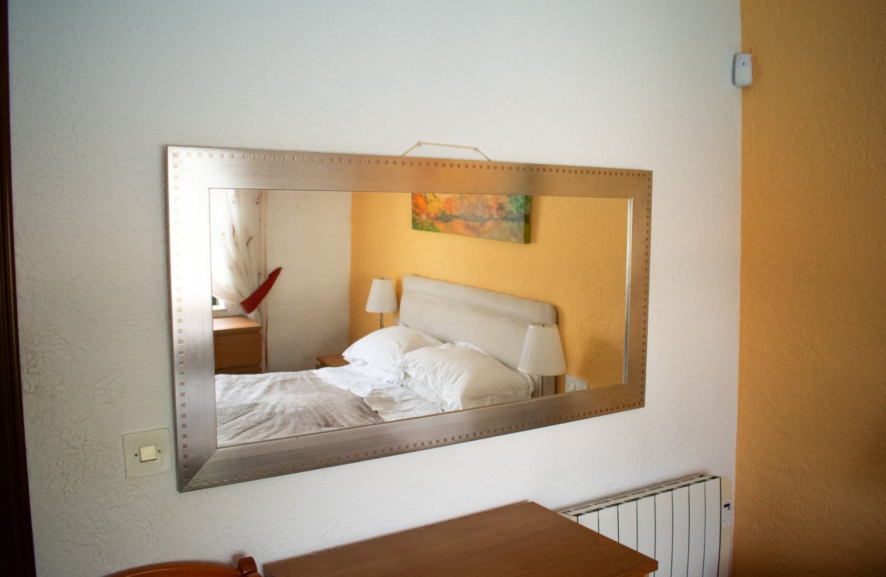 Resale - Villa / Semi detached - Orihuela Costa - MUY CERCA DE LA PLAYA