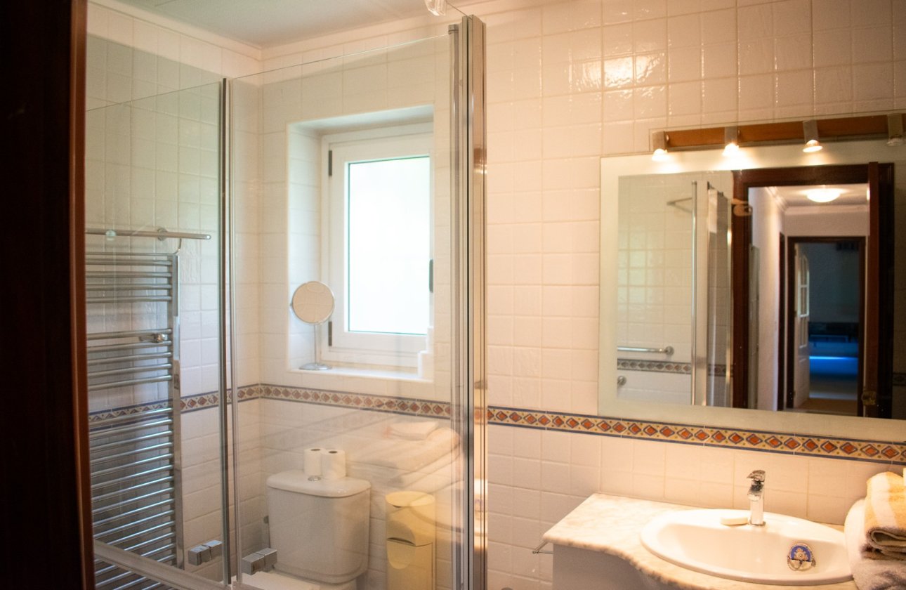 Resale - Villa / Semi detached - Orihuela Costa - MUY CERCA DE LA PLAYA