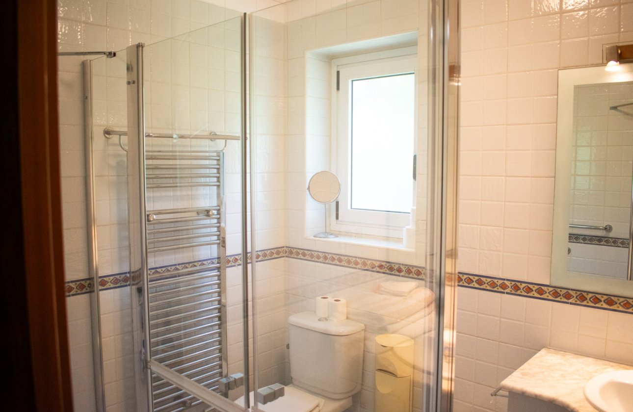 Resale - Villa / Semi detached - Orihuela Costa - MUY CERCA DE LA PLAYA