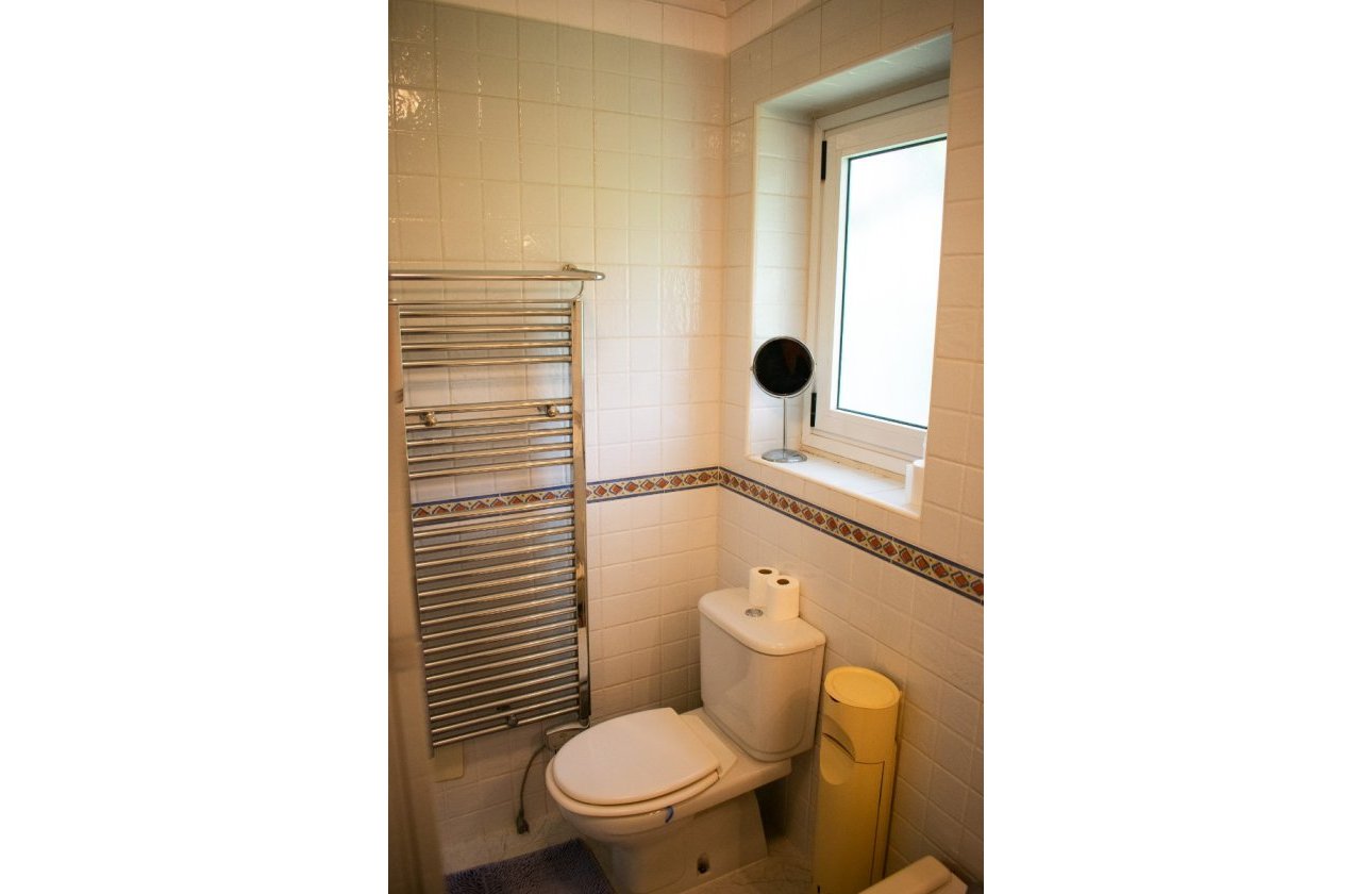 Resale - Villa / Semi detached - Orihuela Costa - MUY CERCA DE LA PLAYA