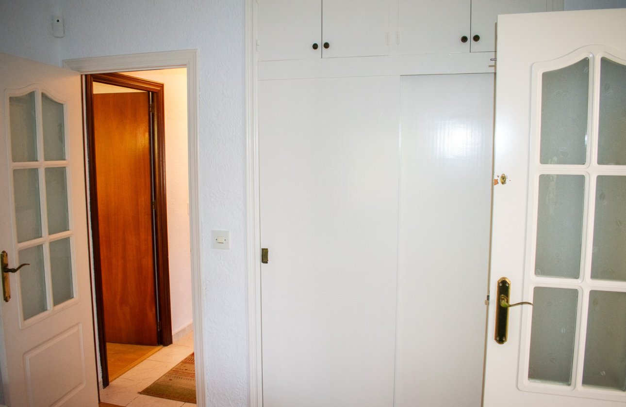 Resale - Villa / Semi detached - Orihuela Costa - MUY CERCA DE LA PLAYA