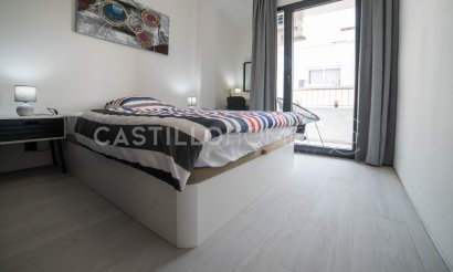 Reventa - Apartamento / piso - Torrevieja - Centro