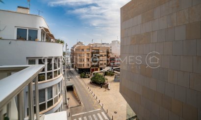 Reventa - Apartamento / piso - Torrevieja - Centro