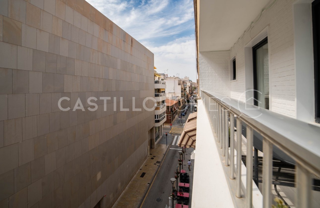 Reventa - Apartamento / piso - Torrevieja - Centro
