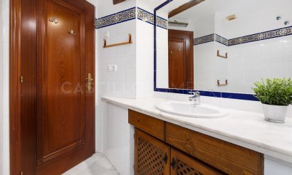 Resale - Apartment / flat - Torrevieja - Playa de los Locos