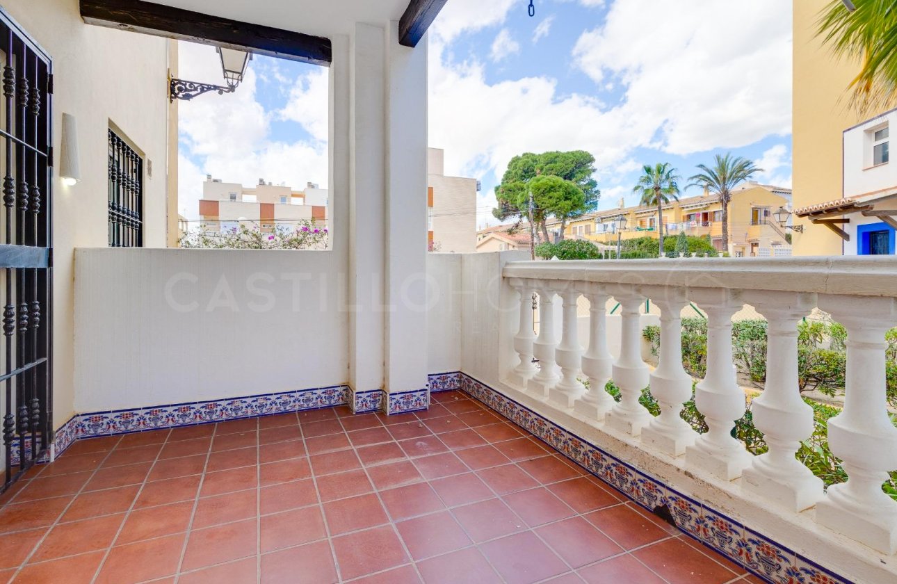 Resale - Apartment / flat - Torrevieja - Playa de los Locos