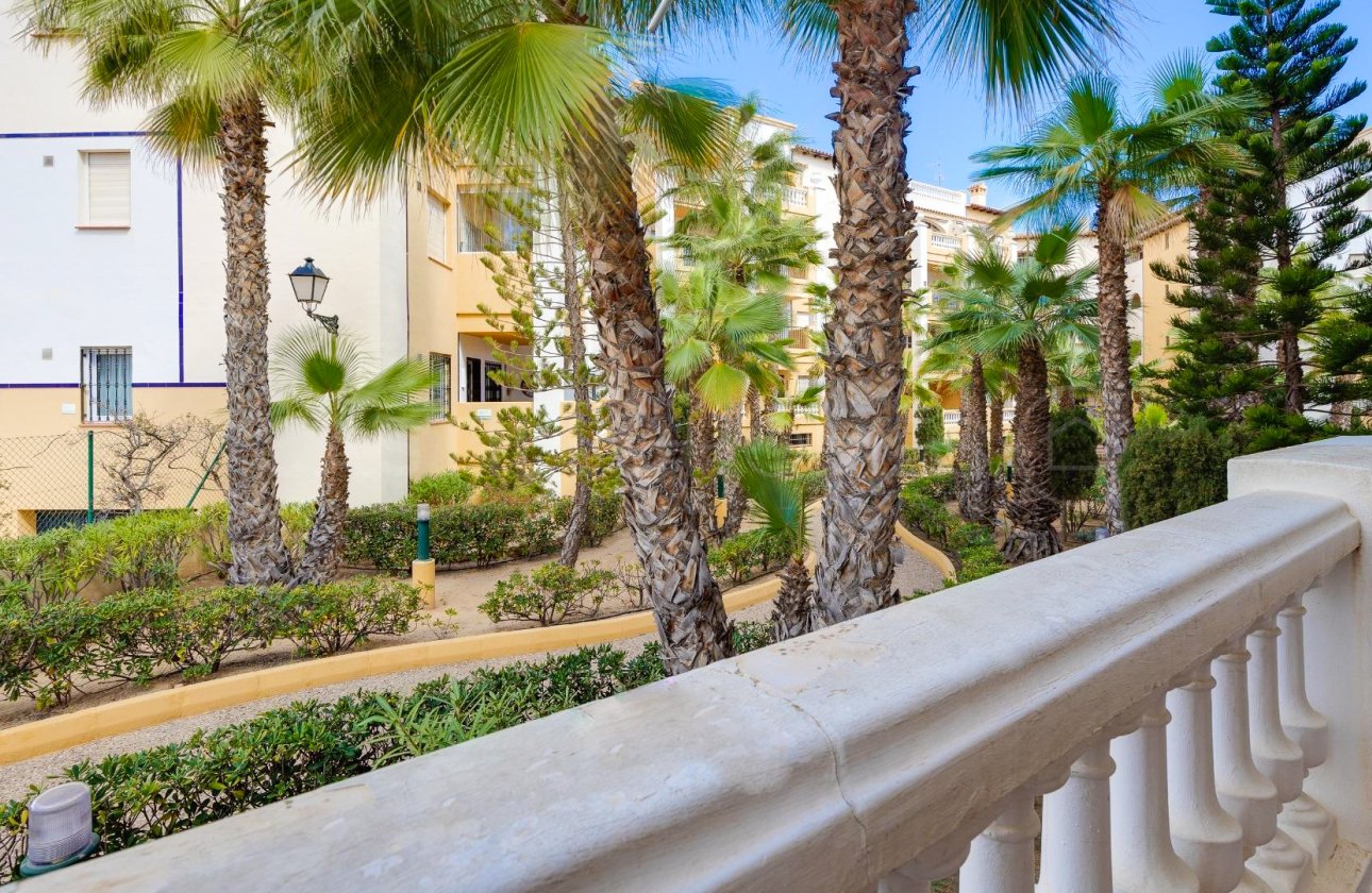 Resale - Apartment / flat - Torrevieja - Playa de los Locos