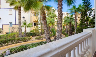 Resale - Apartment / flat - Torrevieja - Playa de los Locos